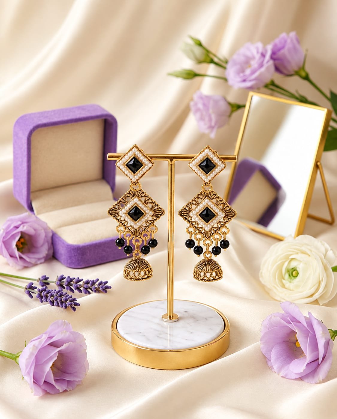 Women’s Gold-Tone Black Stone Pearl Jhumka Earrings